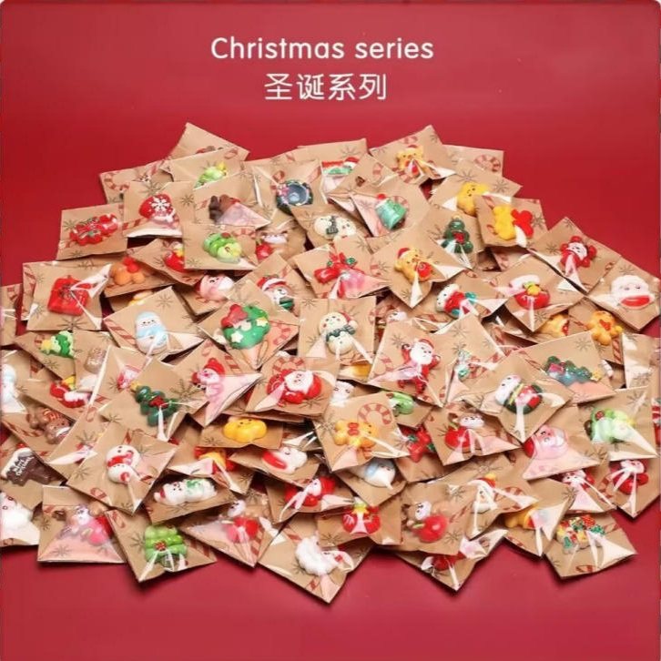 圣诞节迷你磁吸冰箱贴圣诞老人氛围感装饰品儿童创意过家家小玩具