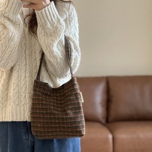 学生文艺迷你手提小方包袋 森女毛呢格子小布包 韩版 复古小腋下包