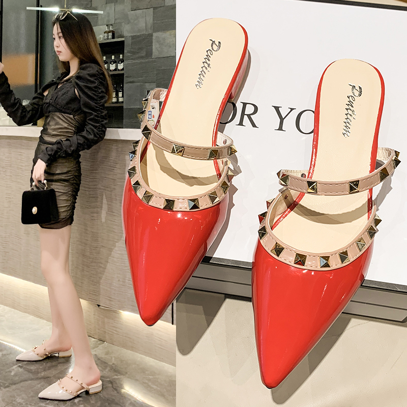 其他韩版粗跟拖鞋铆钉