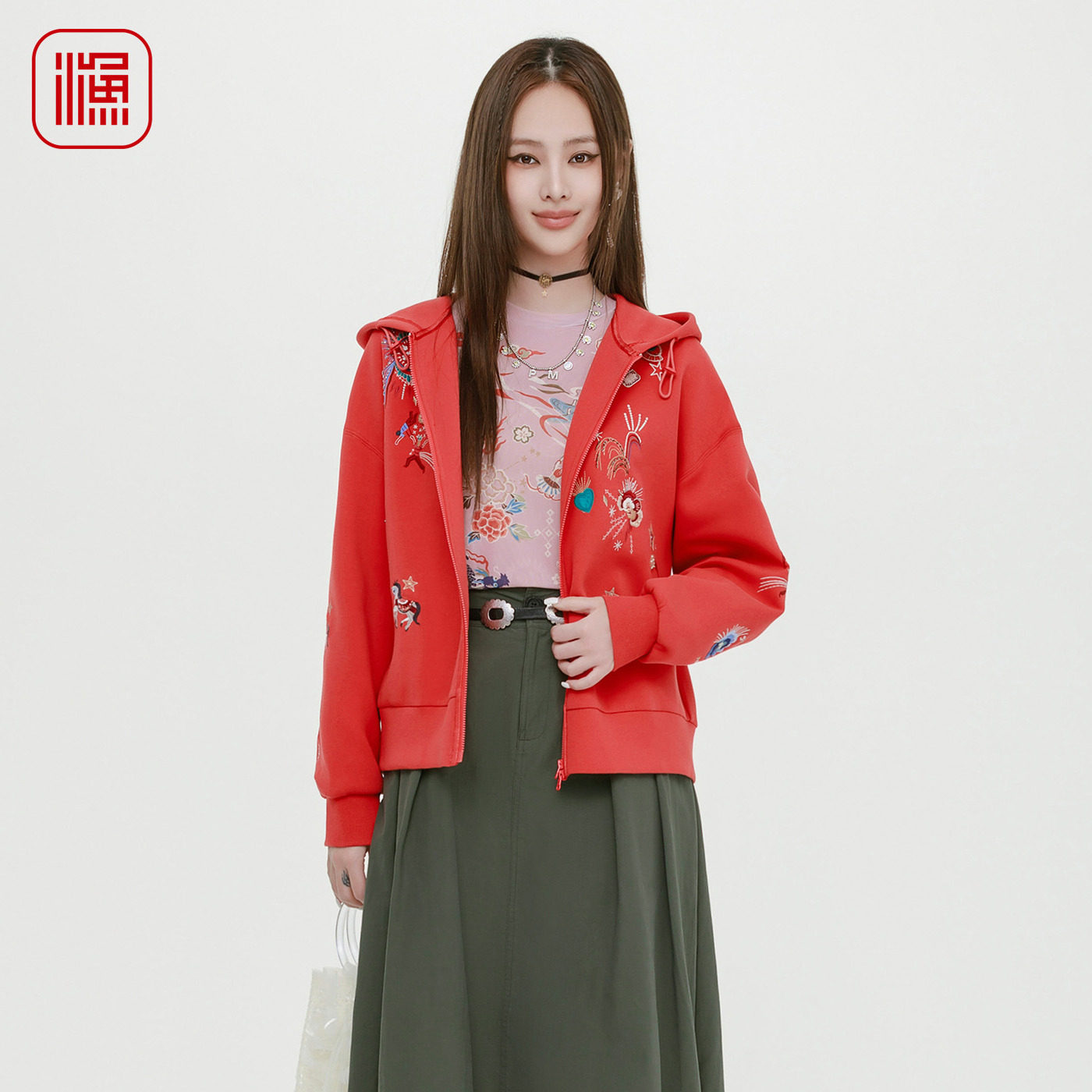 渔牌卫衣女2025新款春秋季连帽休闲短款绣花短款外套女装拉链上衣