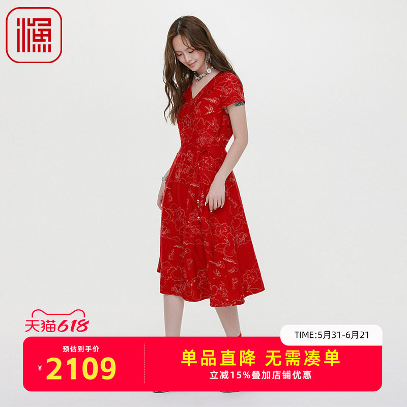 渔牌女2025早秋绣花连衣裙