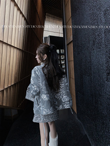 新中式亮片刺绣羽绒服女冬季2024年新款可拆卸高端国风白鸭绒外套