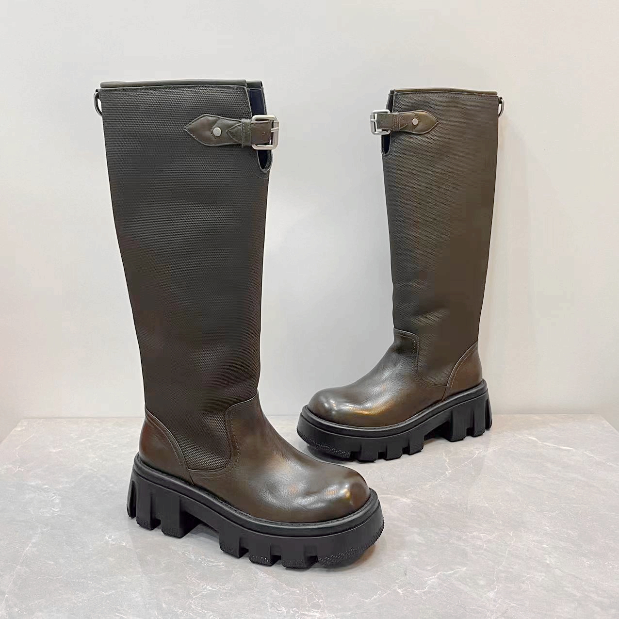 撤柜真皮圆头套筒高靴粗跟防滑轻便帅气骑士靴舒适百搭不过膝长靴