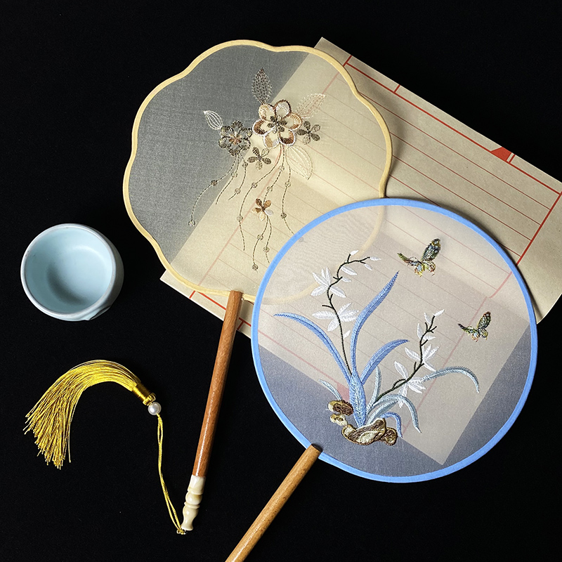 长柄旗袍刺绣古风团扇刺绣