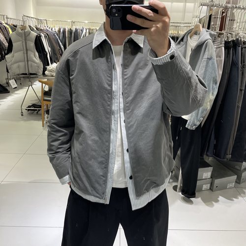 潮牌设计感条纹衬衣领拼接羽绒服