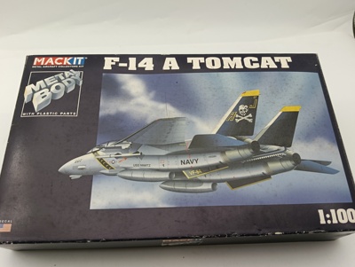 1/100 合金模型车  F-14 战斗机 自己组装飞机  合金主体