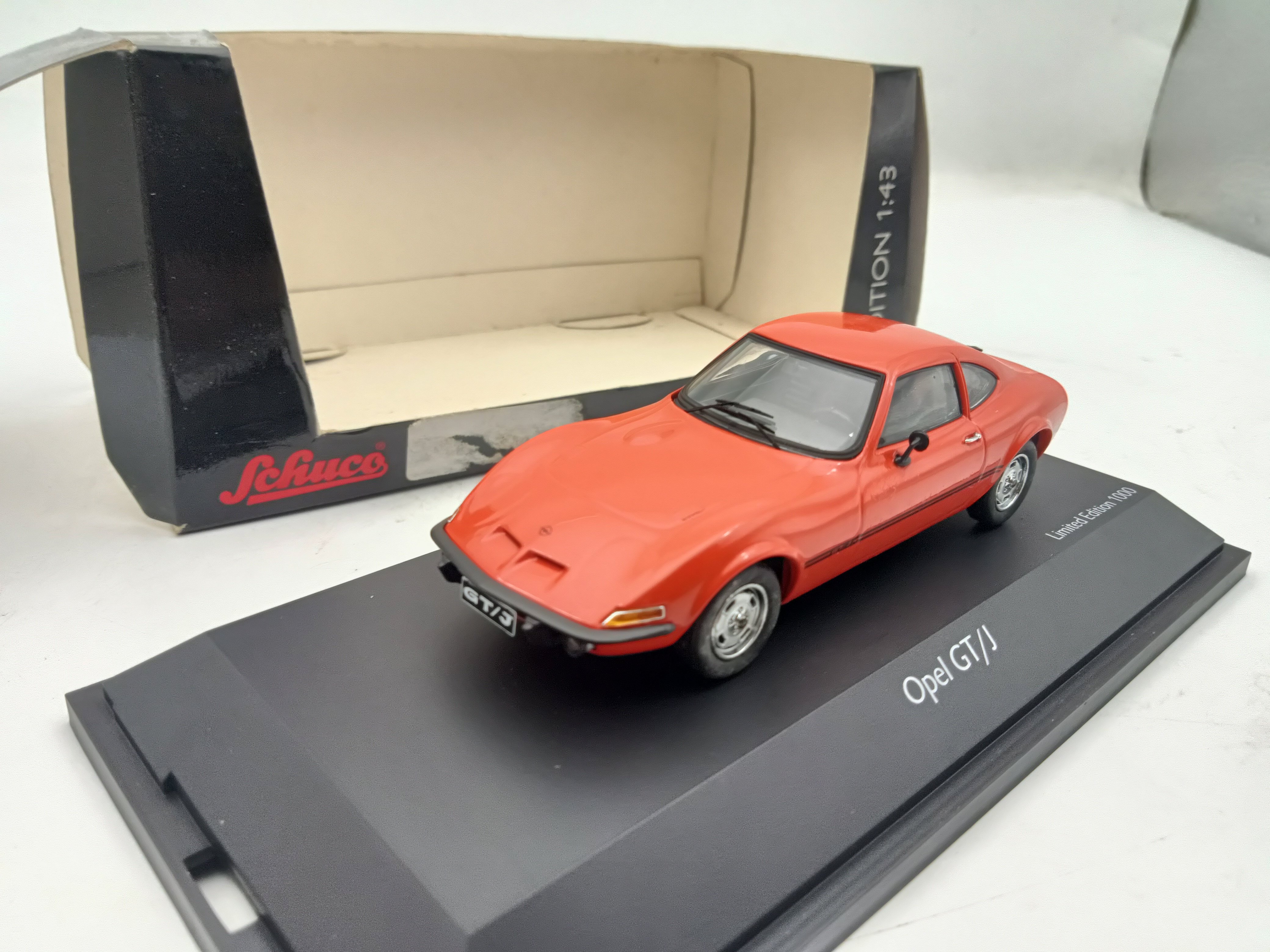 1/43合金模型车  欧宝  跑车  德国舒克出品