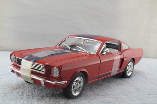 1：18   福特 经典野马 FORD MUSTANG GT 350 HERTZ
