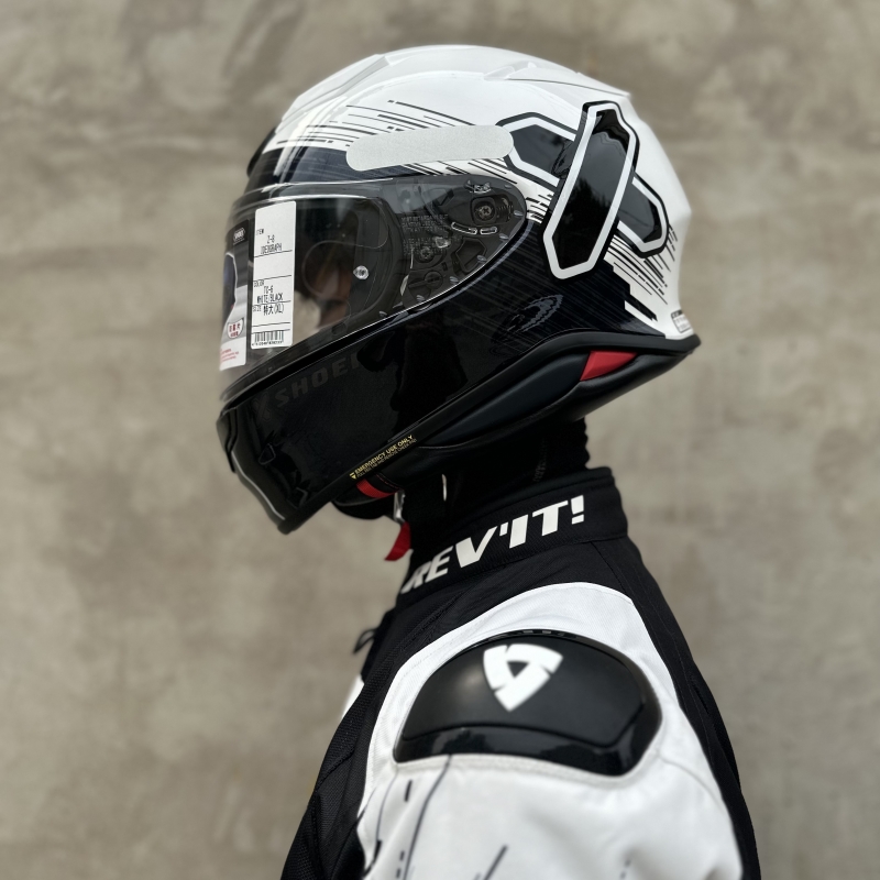 日本进口Z8红蚂蚁摩托车头盔全盔