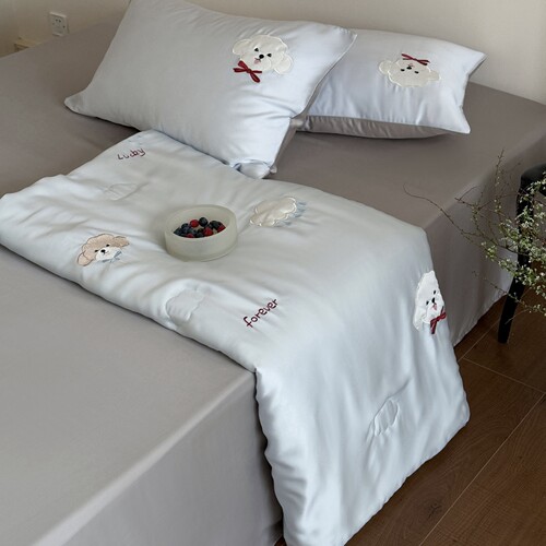 爆款新款60支LF进口兰精天丝刺绣夏被夏凉被空调被四件套幸运小狗