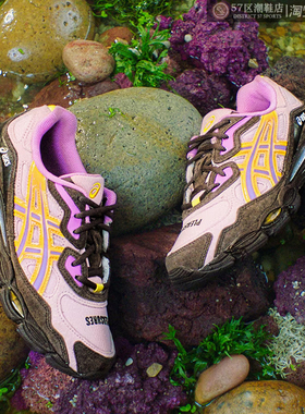 Pleasures x Asics Gel-NYC 联名时尚潮流百搭舒适运动休闲跑步鞋