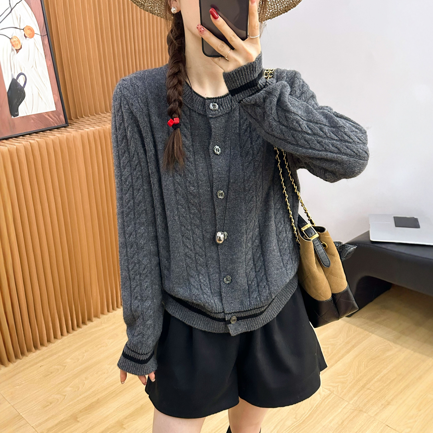 学院风麻花纹羊绒针织开衫女欧货