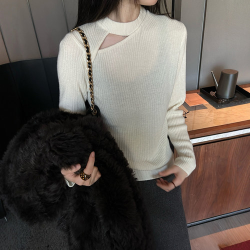 小心机镂空挂脖羊毛针织衫女欧货