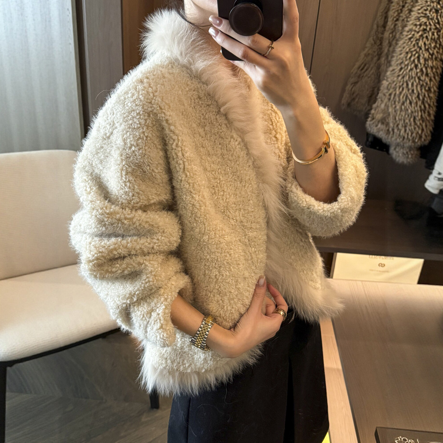 羊羔毛狐狸毛皮毛一体皮草短外套