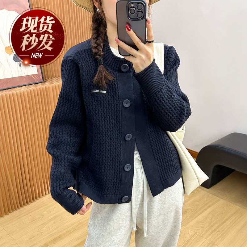 字母贴标牦牛绒针织羽绒服女欧货