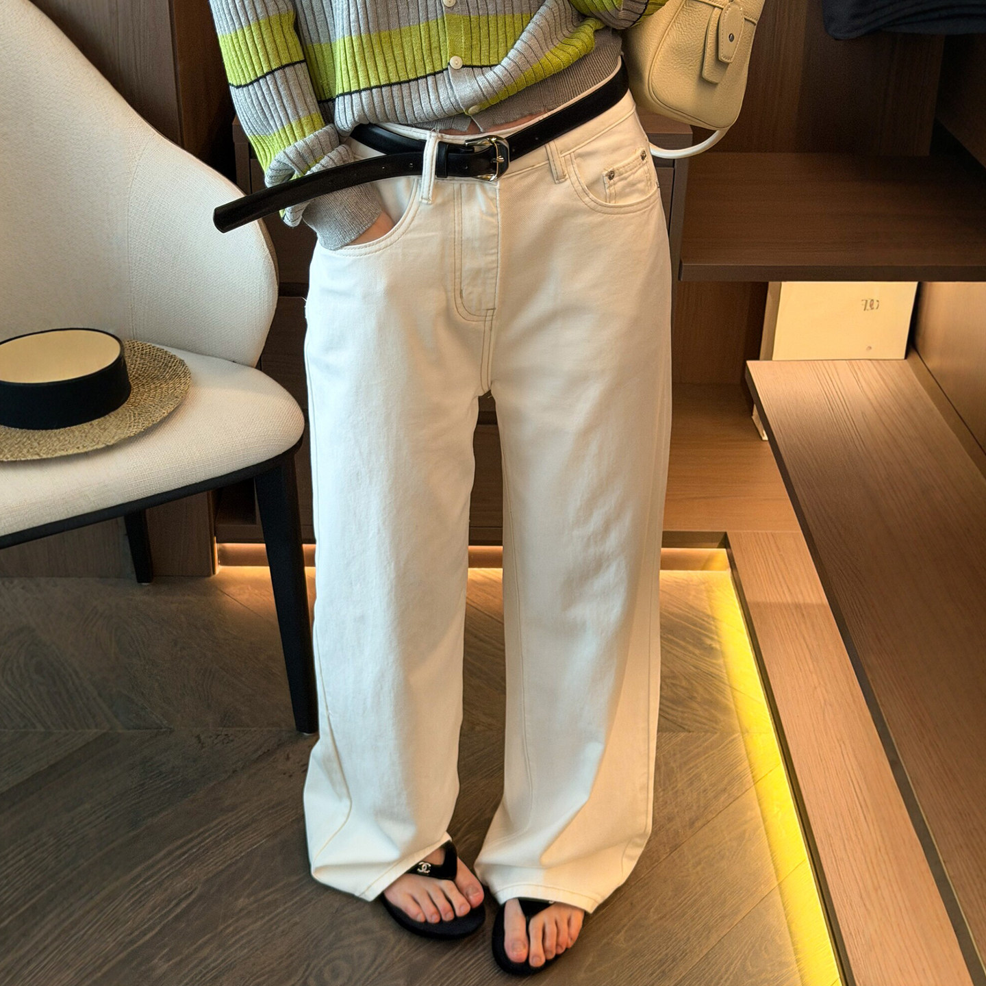 米白色拖地阔腿牛仔裤女欧洲站2026春装新款欧货女装时尚直筒裤潮