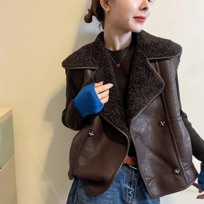 羊羔毛皮毛一体马甲短外套女欧货