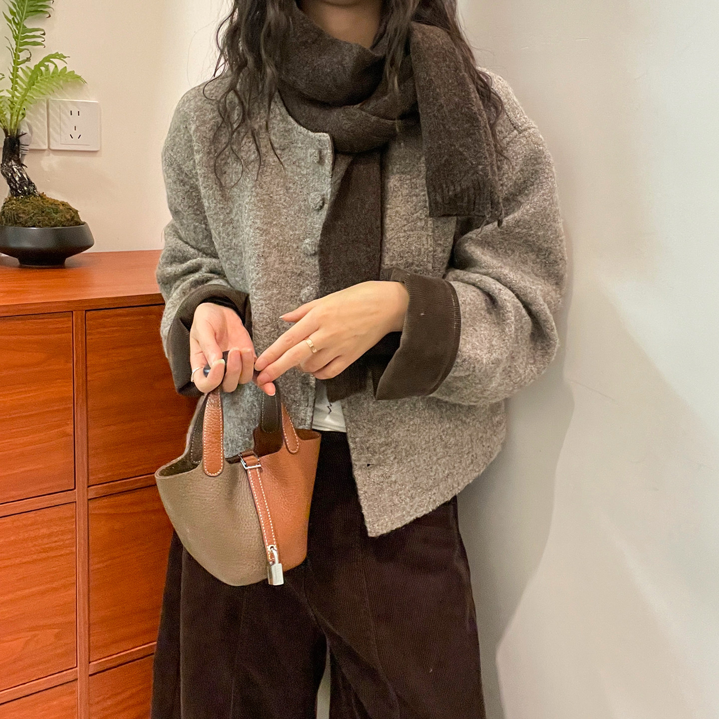 配围巾羊毛呢棒球服外套女欧洲站