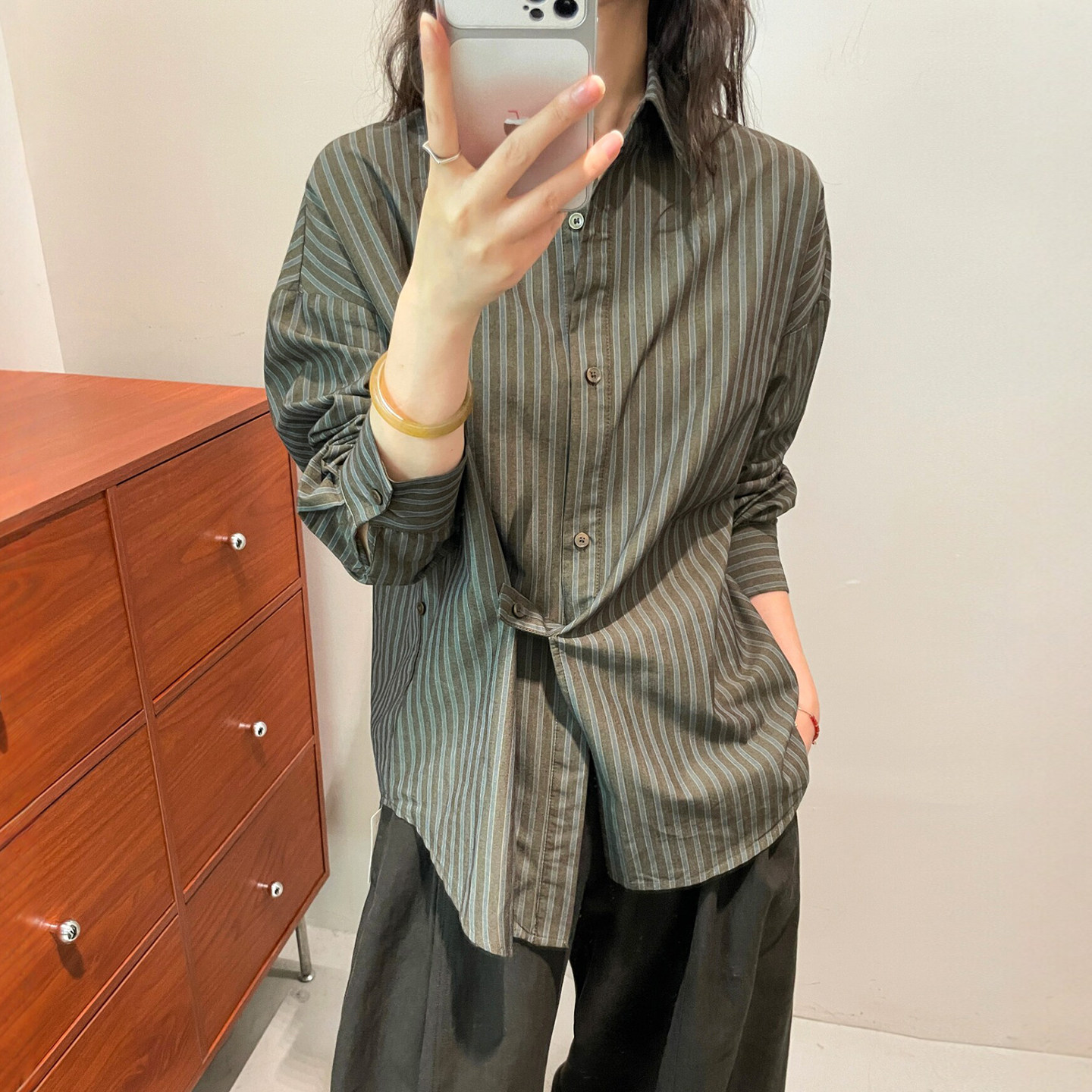 不规则POLO领条纹衬衫女欧货上衣