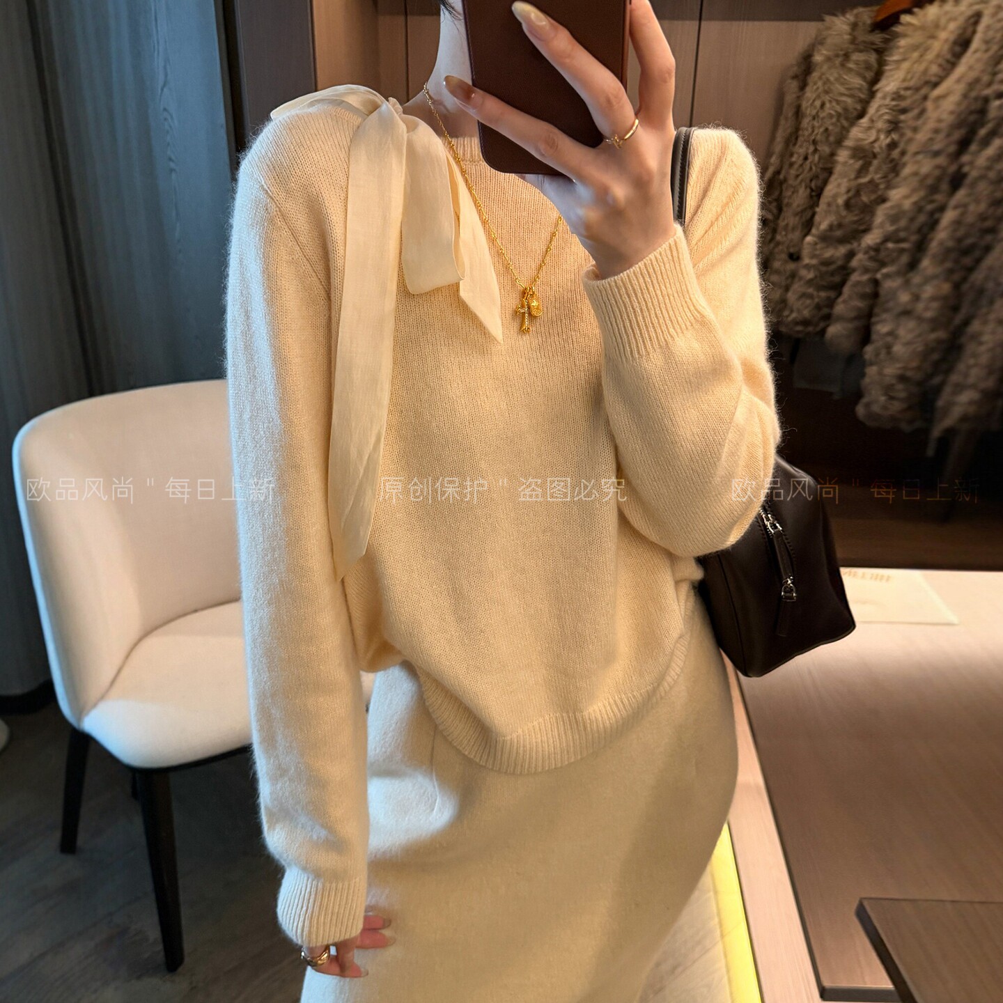 蝴蝶结拼接羊毛针织衫女欧货毛衣