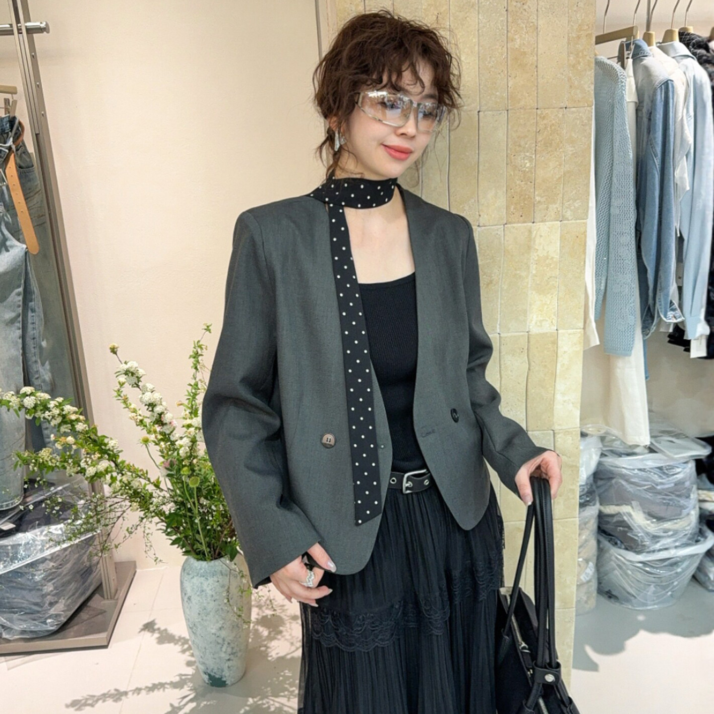 配丝巾V领西装外套女欧洲站2026春装新款欧货女装时尚休闲西服潮