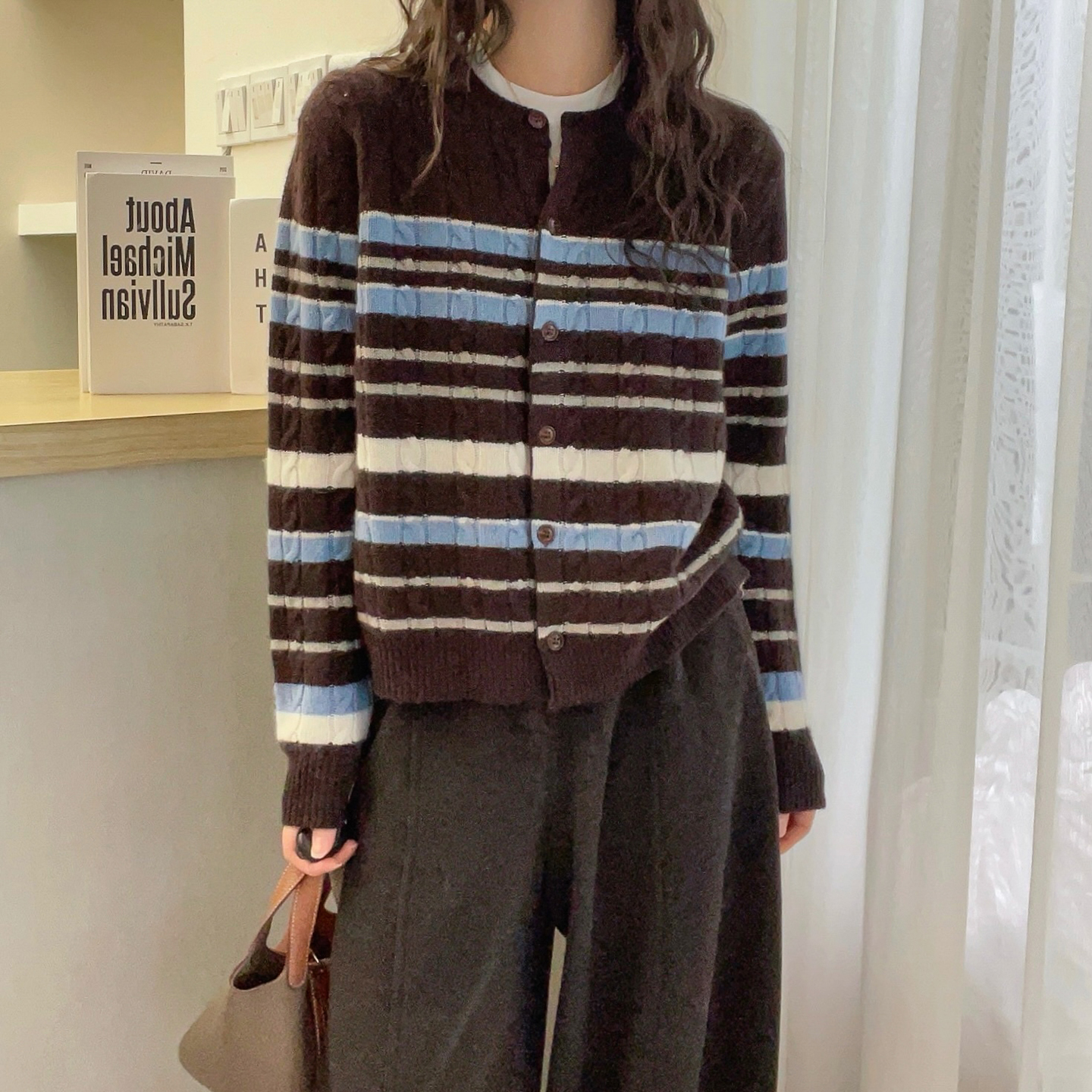 撞色条纹麻花羊毛针织开衫女欧货