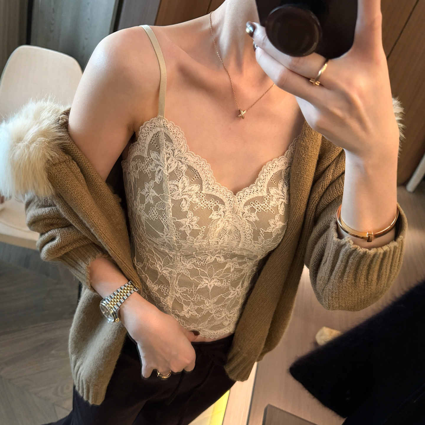 重工蕾丝钩花加绒吊带背心女欧货