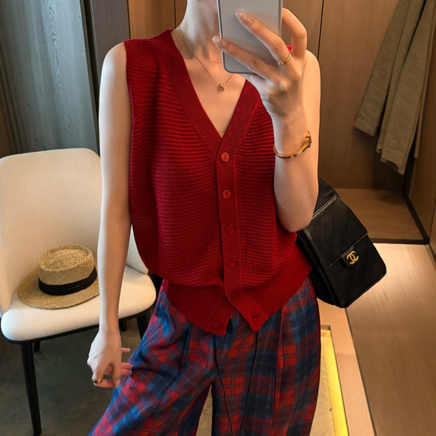 复古坑条V领冰丝针织开衫女欧货