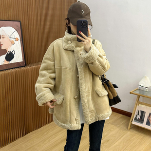 羊羔毛皮毛一体短外套女欧洲站2025冬装新款欧货女装小个子上衣潮