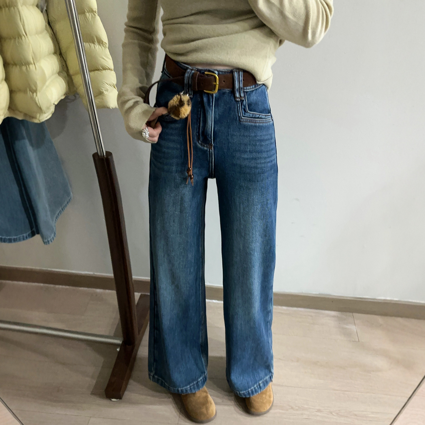 配挂件加绒阔腿牛仔裤女欧洲站潮