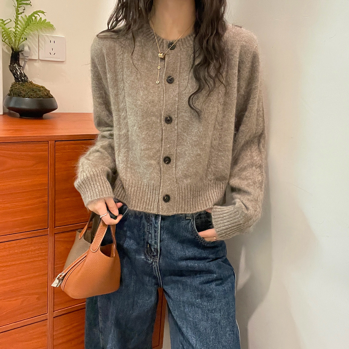 复古卷边拉毛羊绒针织开衫女欧货