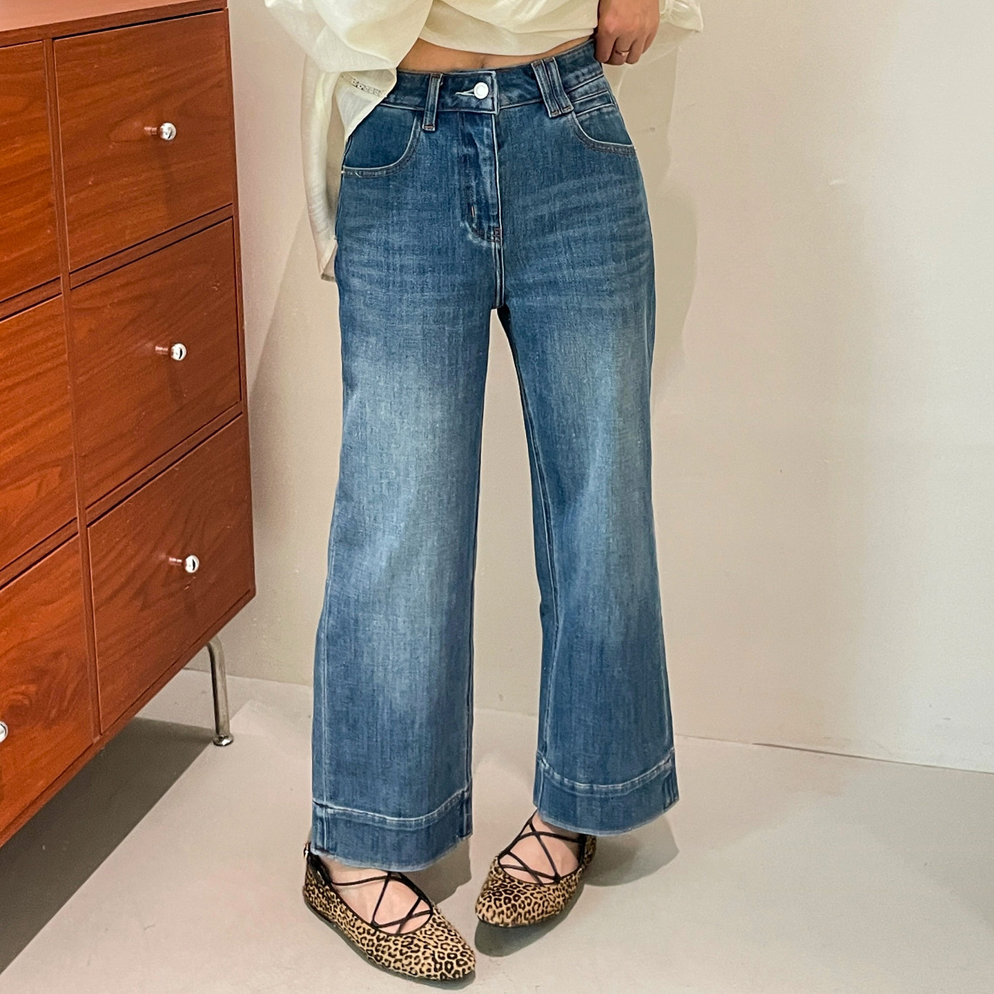 四面弹复古微喇牛仔裤女欧洲站2026春装新款欧货女装显瘦九分裤潮