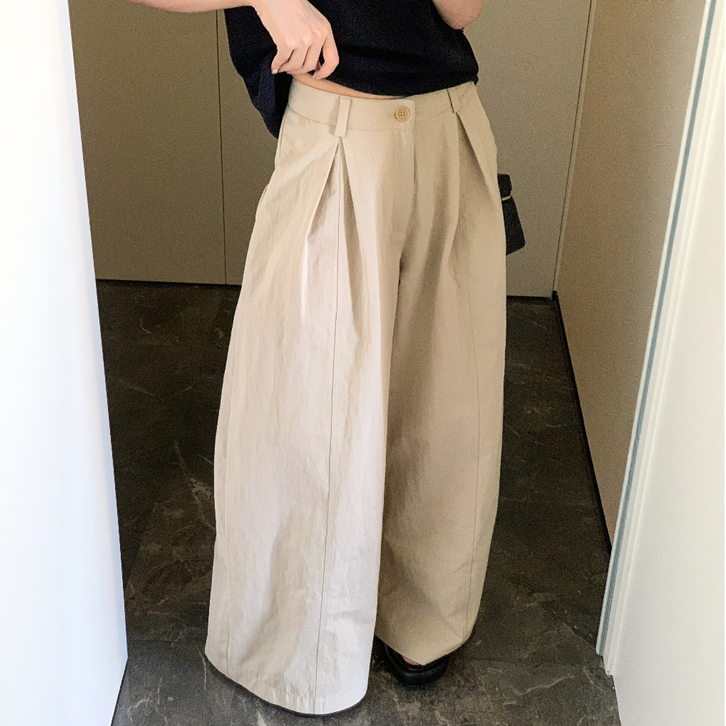 高级感褶皱西装阔腿裤女欧洲站2025夏装新款欧货女装九分休闲裤潮