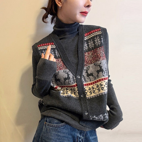 费尔岛提花羊毛针织马甲两件套装