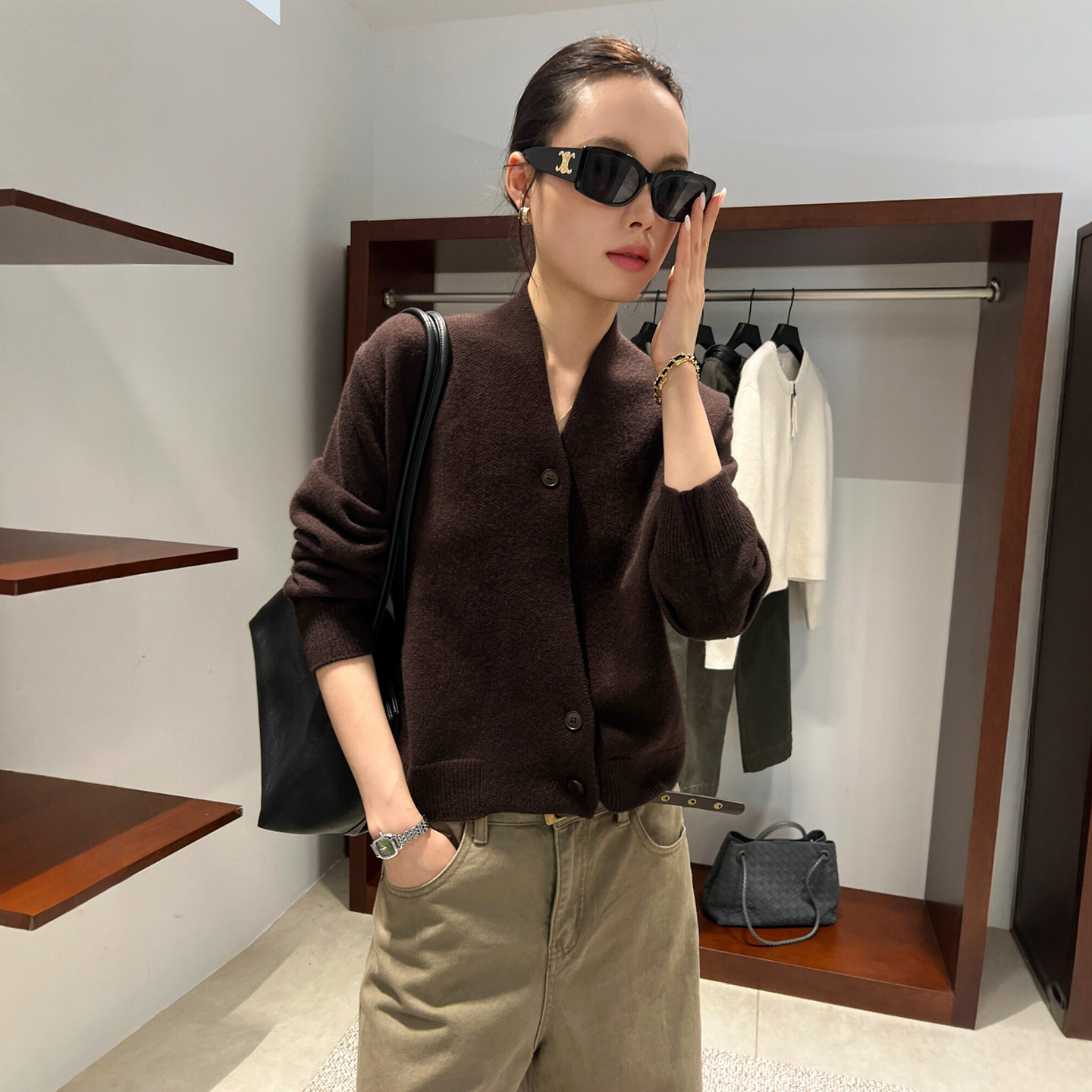 不规则V领羊毛针织开衫女欧洲站