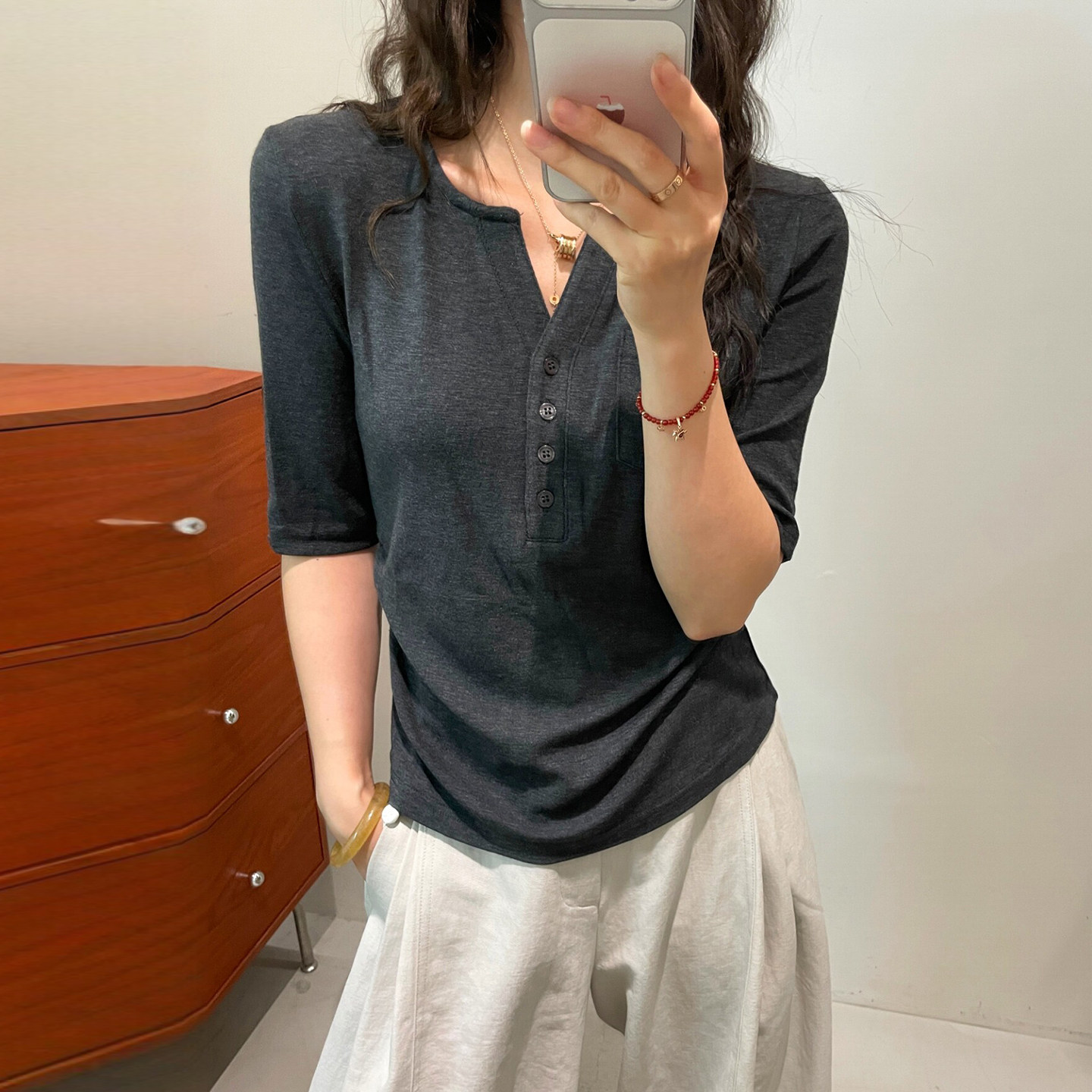 剪刀领中袖羊毛针织衫女欧洲站潮