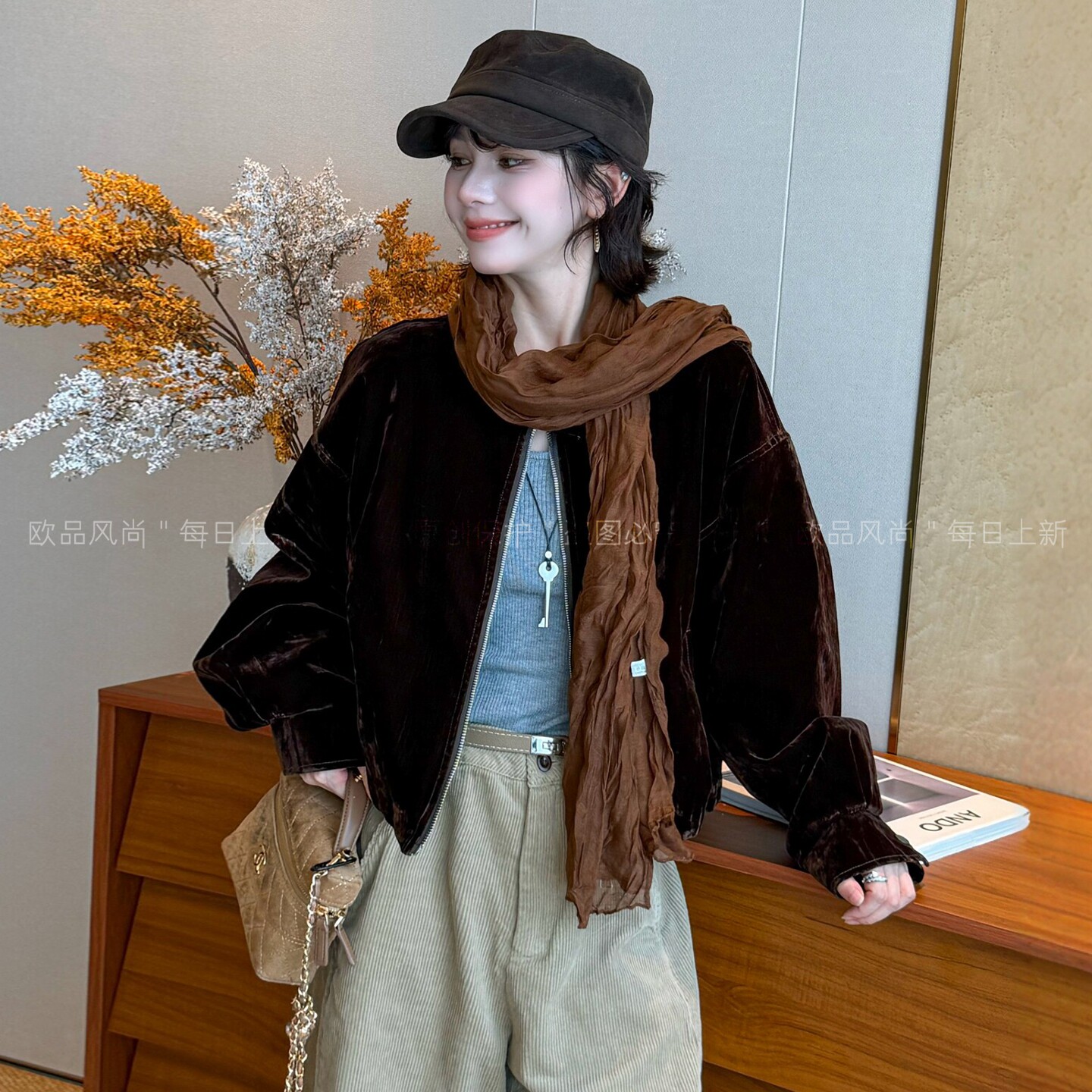 复古立领金丝绒短外套女欧货上衣