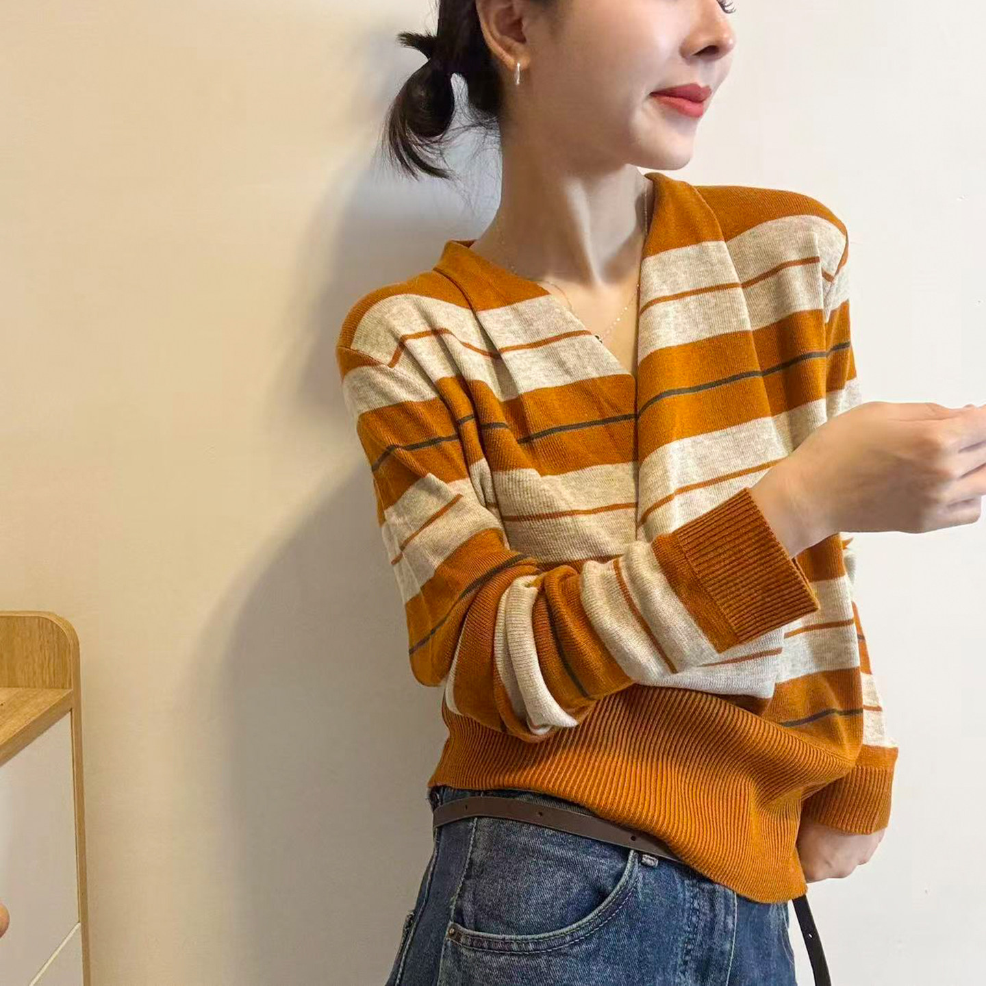 复古V领条纹羊毛针织衫女欧洲站