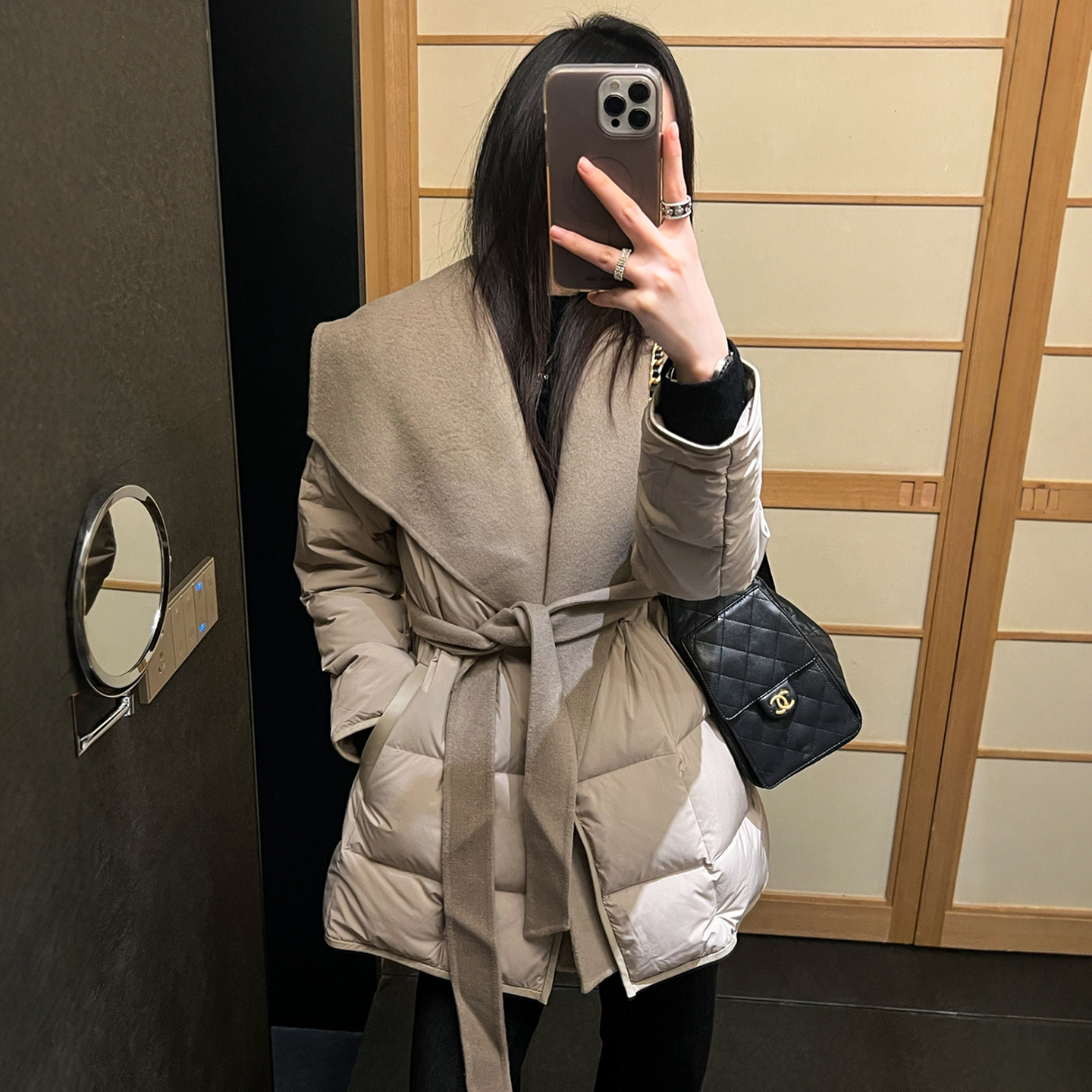 双面羊绒翻领鹅绒羽绒服女欧洲站