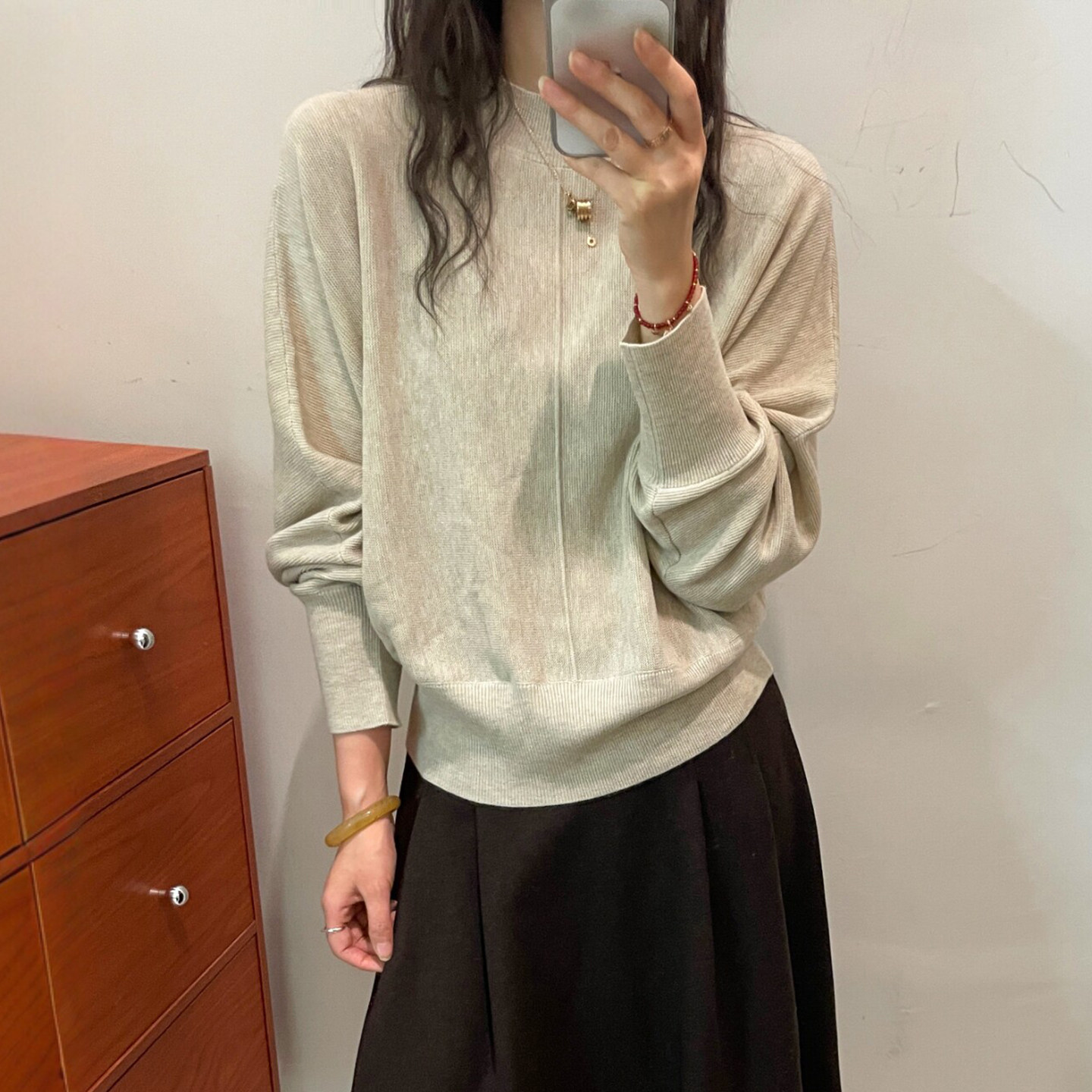 灯笼袖高领丝光羊毛针织衫女欧货