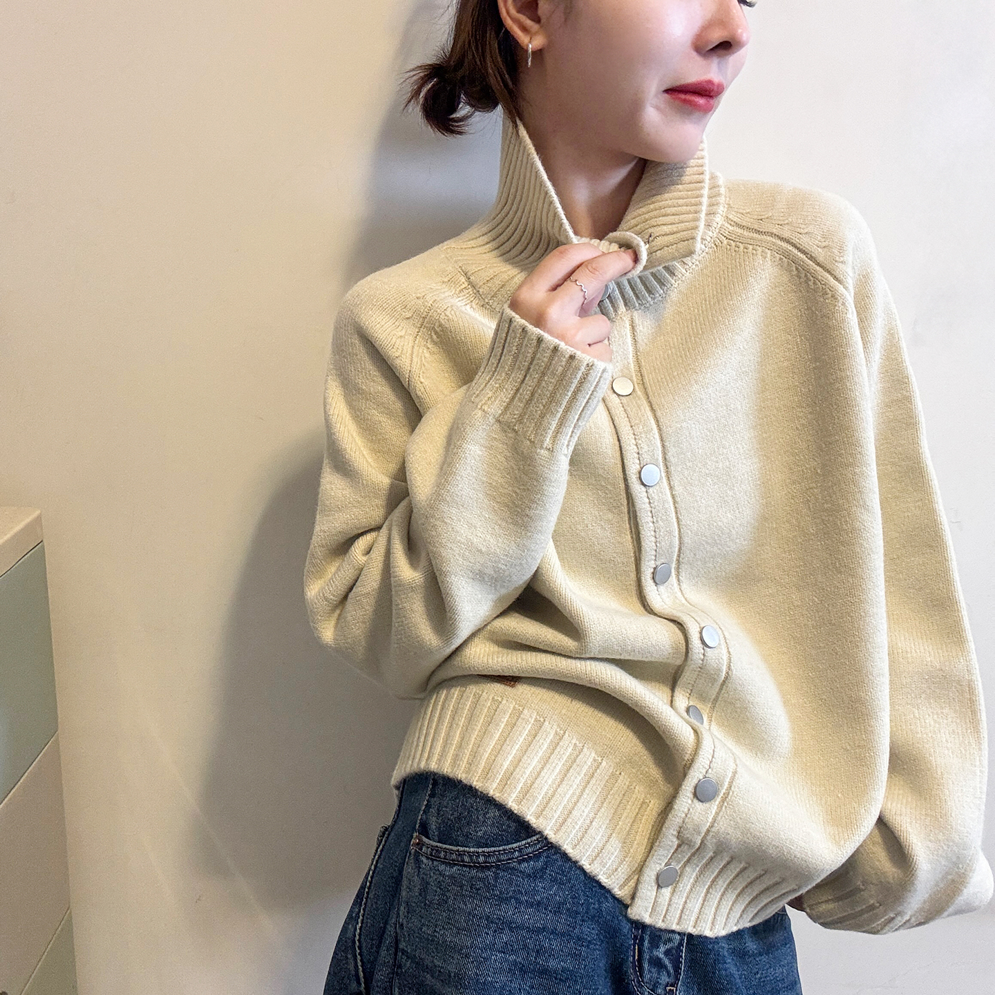 贴标高领细羊毛针织开衫女欧洲站