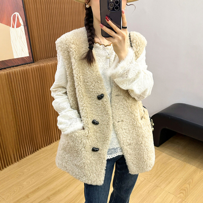 颗粒绒皮毛一体皮草马甲女欧洲站