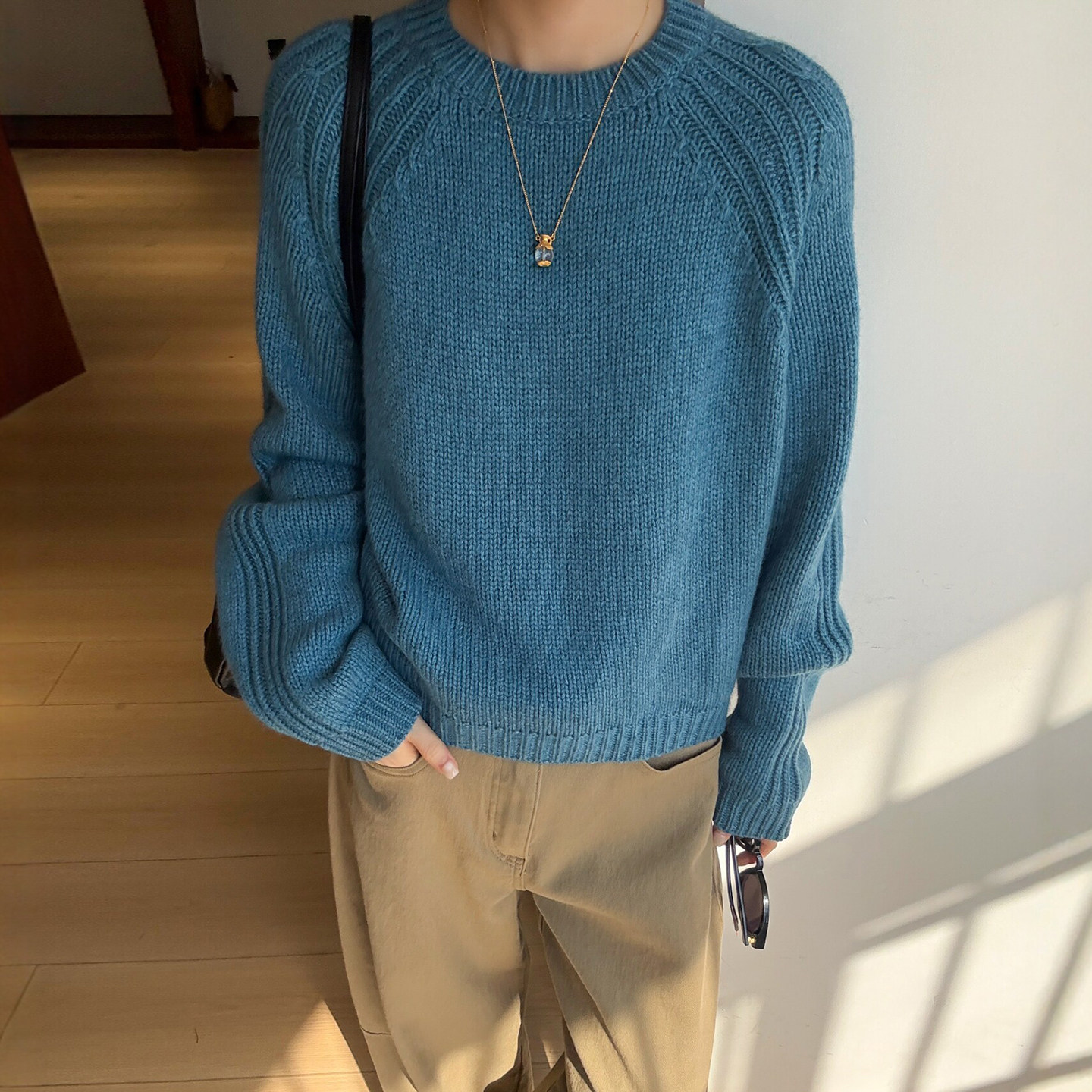 镂空钩花粗线羊绒针织衫女欧洲站