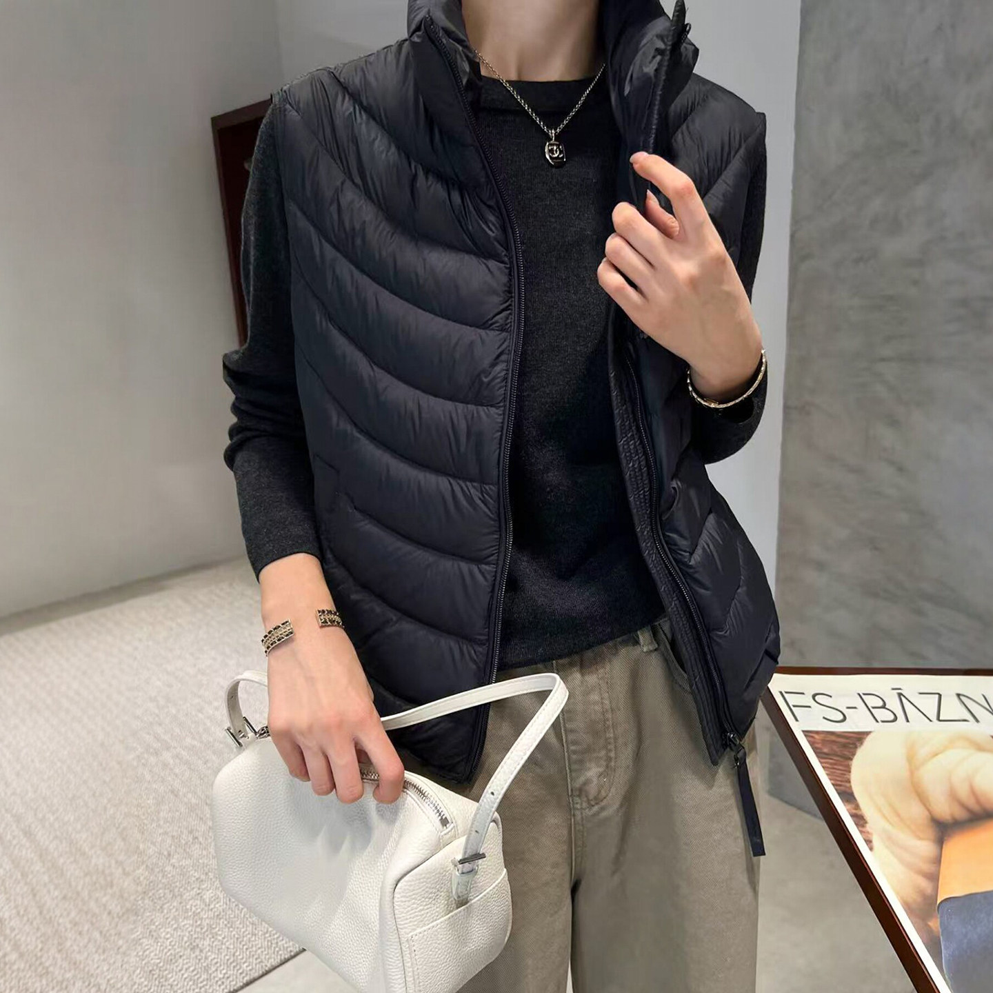 复古立领排骨羽绒服马甲女欧洲站