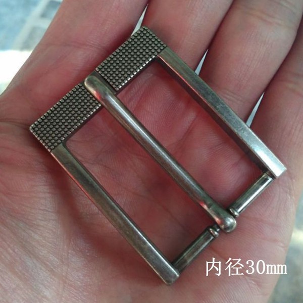 搭配西部风镍色复古做旧皮带扣