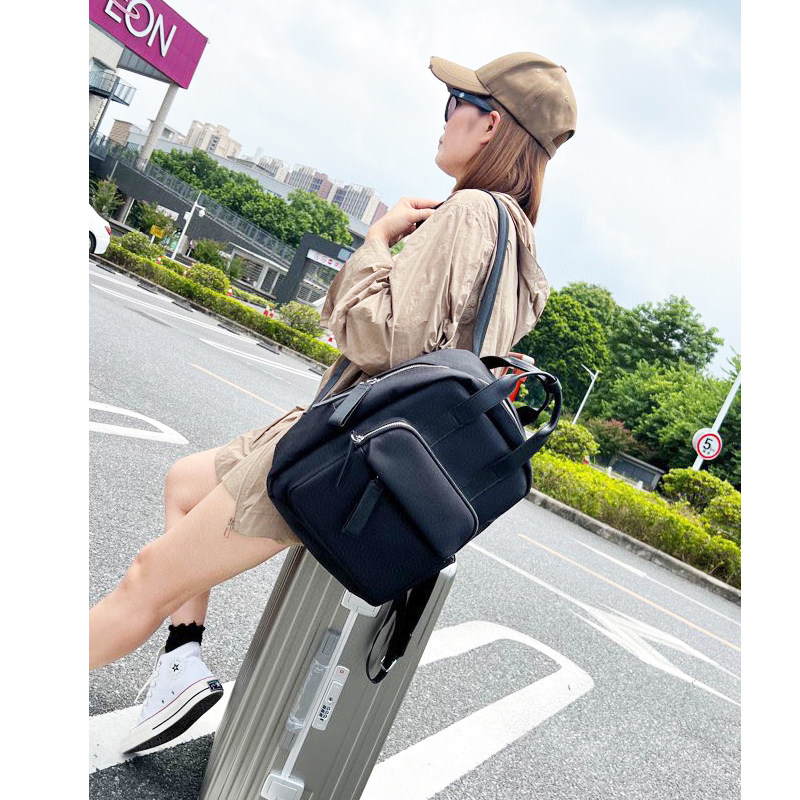 休闲女双肩包可手提妈咪包