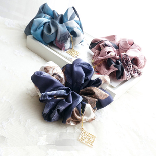 大牌吊坠大发圈OL通勤发绳韩版 韩国进口发饰欧美时尚 头饰头花 包邮