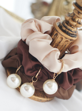 原创发饰法式浪漫复古丝绸缎面小肠圈中号发圈珍珠发绳棕色OL头饰