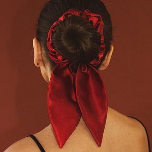 法式 慵懒复古发饰缎面酒红长飘带发圈ins高级黑色蝴蝶结发绳头饰