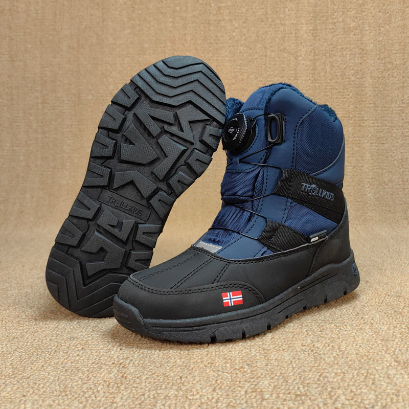 外贸男童旋扣高帮加棉防水雪地靴